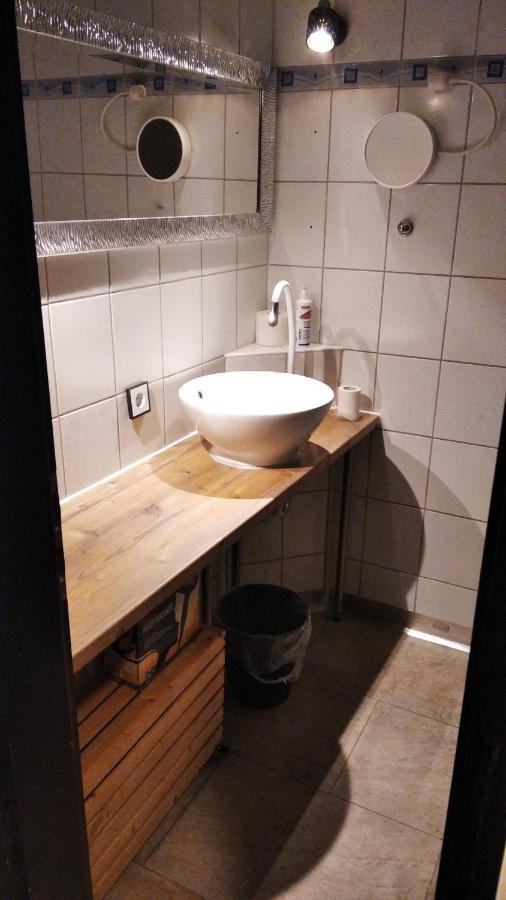 Sroom 118 And 119 In Center Reutlingen Esterno foto